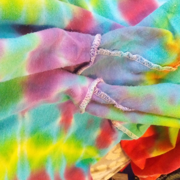 Dry Bones Tie Dye Ying +yang tie dye t-shirt 2x. - Picture 8 of 8